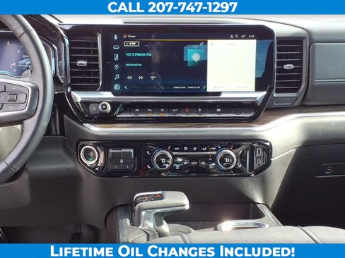 Used 2025 Chevrolet Silverado 1500 RST w/ Redline Edition AWD/4WD image 16