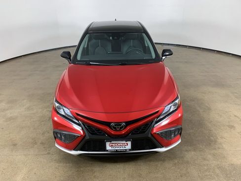 Used 2022 Toyota Camry XSE image 4