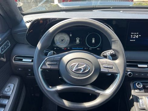 Certified 2025 Hyundai Palisade Calligraphy AWD/4WD image 23