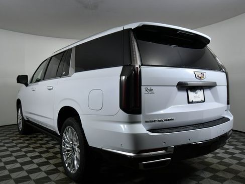 Used 2026 Cadillac Escalade ESV Luxury w/ LPO, Floor Liner Package image 20