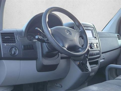 Used 2017 Mercedes-Benz Sprinter 2500 image 9
