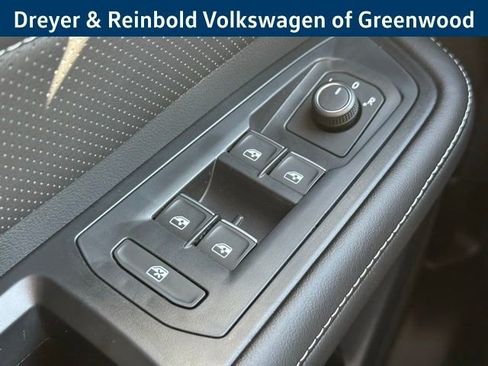 New 2026 Volkswagen Atlas SE image 17