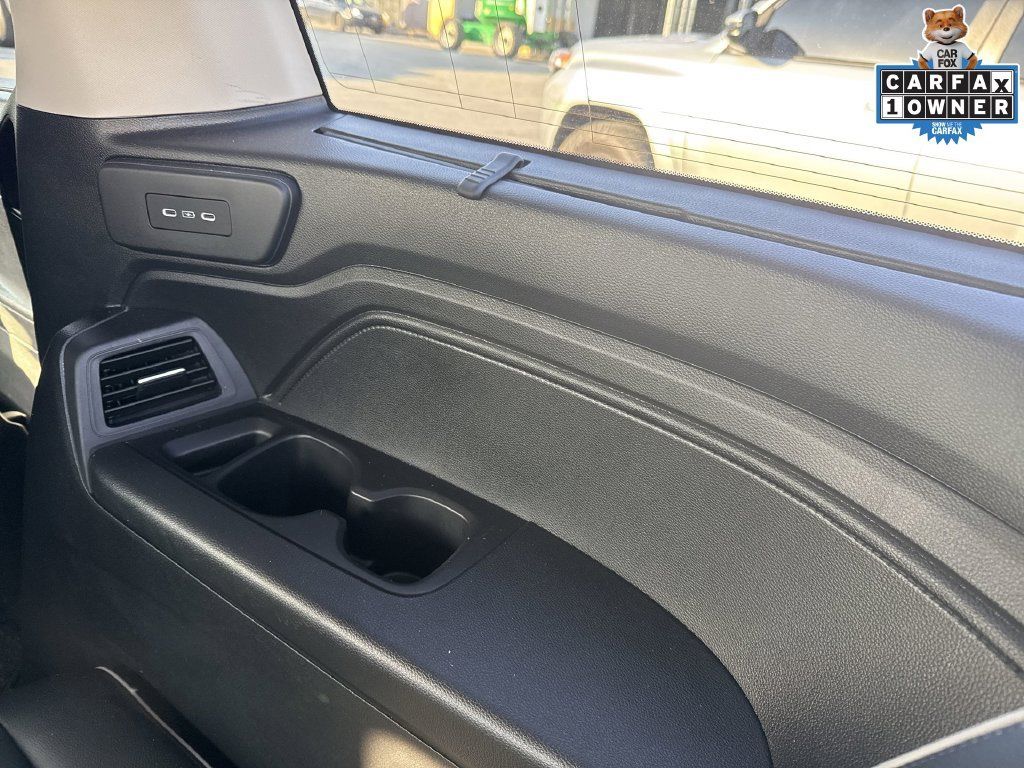 Used 2025 Honda Odyssey Elite image 31