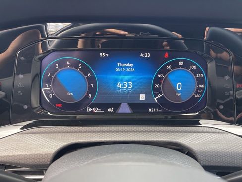 Used 2024 Volkswagen GTI SE image 9