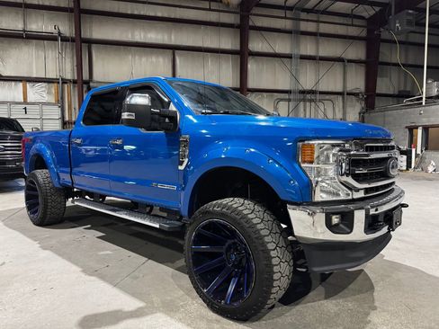 Used 2020 Ford F250 Lariat w/ Lariat Ultimate Package image 2