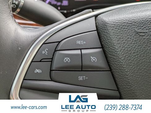 Used 2017 Cadillac XT5 Premium Luxury FWD image 19