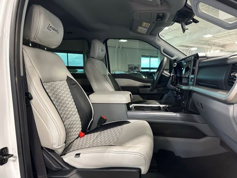 Used 2024 Ford F250 XLT w/ FX4 Off-Road Package image 44