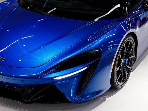 New 2026 McLaren Artura Spider RWD image 3