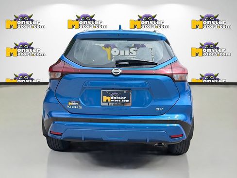 Used 2021 Nissan Kicks SV FWD image 6