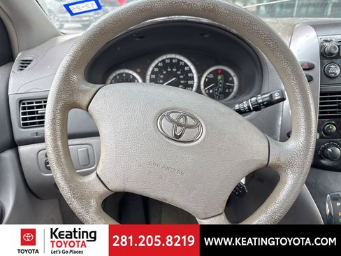 Used 2008 Toyota Sienna CE image 13