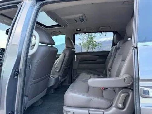 Used 2016 Honda Odyssey EX-L image 12