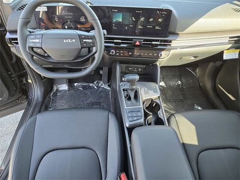 New 2026 Kia Sportage EX image 25