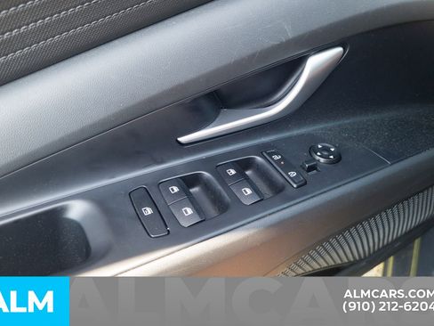 Used 2026 Hyundai Elantra SE image 16