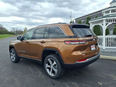 New 2026 Jeep Grand Cherokee Limited AWD/4WD image 3