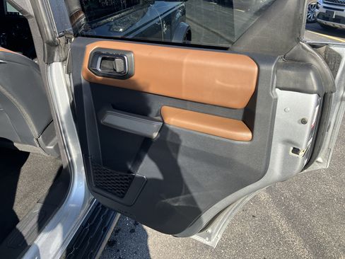 Certified 2023 Ford Bronco Outer Banks AWD/4WD image 11