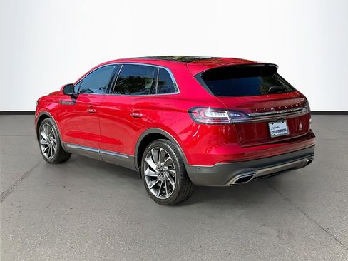 Used 2020 Lincoln Nautilus Reserve w/ Equipment Group 201A image 5