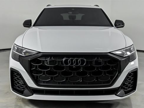 Used 2025 Audi SQ8 Prestige AWD/4WD image 4