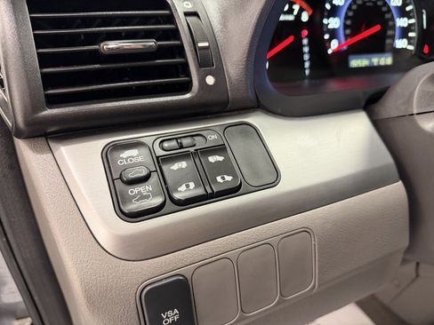 Used 2008 Honda Odyssey EX-L image 16