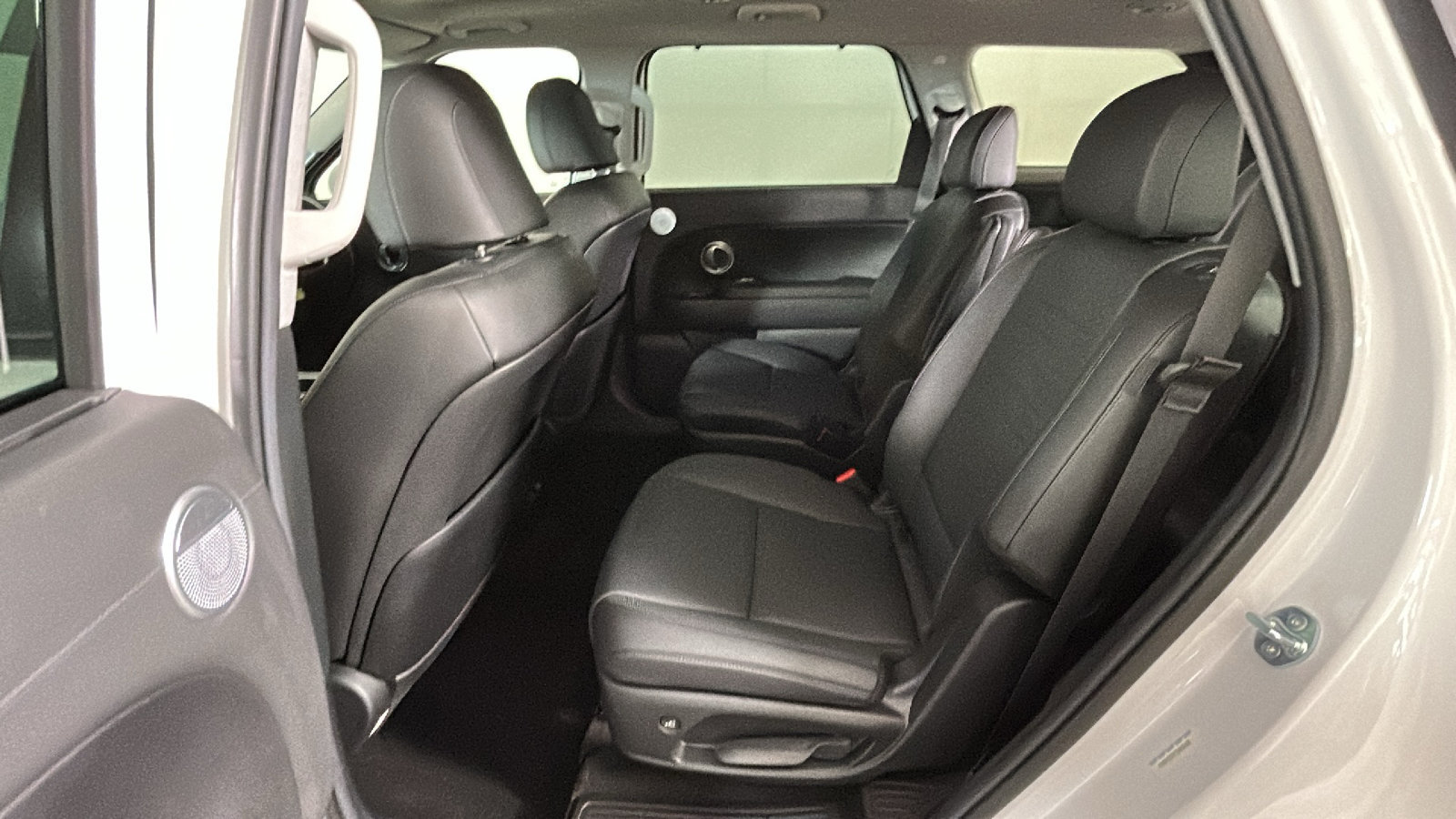 Used 2026 Hyundai Palisade Limited FWD image 32