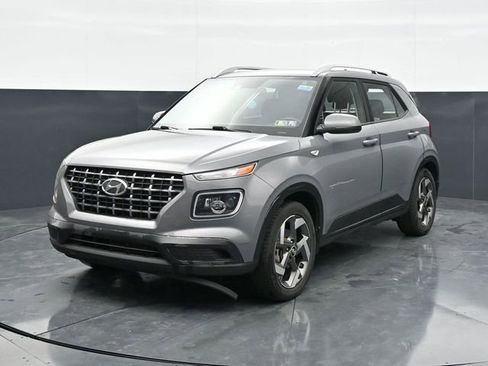 Used 2020 Hyundai Venue SEL w/ Convenience + Premium Package FWD image 5