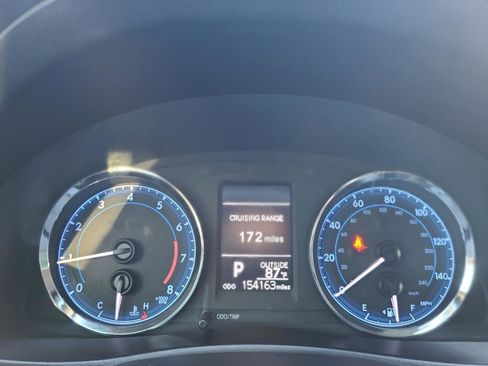 Used 2017 Toyota Corolla LE FWD image 13