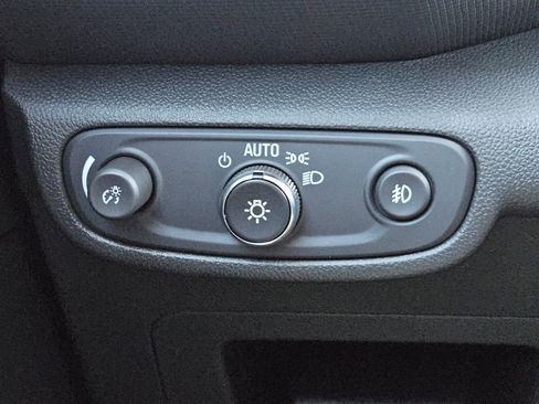 Used 2021 Chevrolet TrailBlazer LT w/ Convenience Package image 22