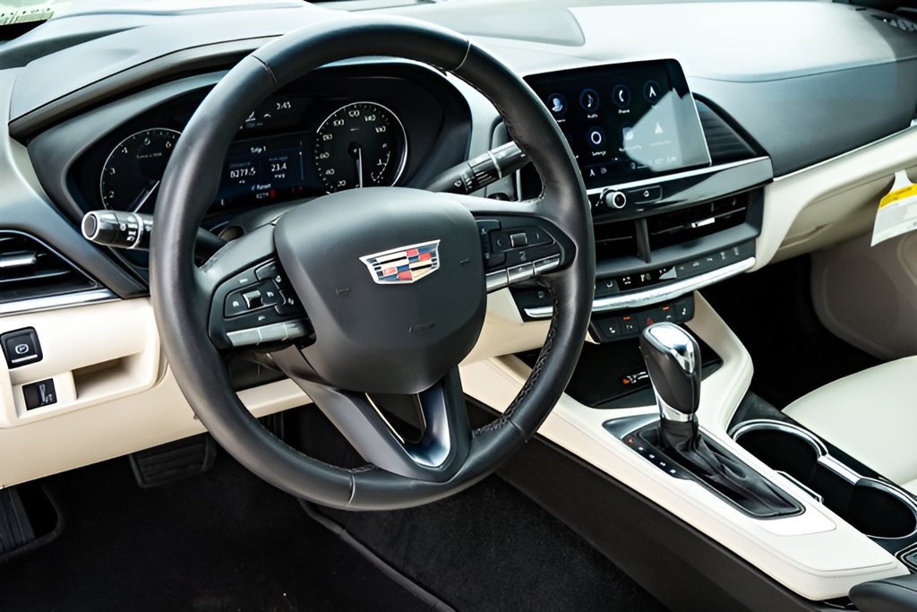Used 2023 Cadillac CT4 Luxury w/ Sun And Sound Package RWD image 7