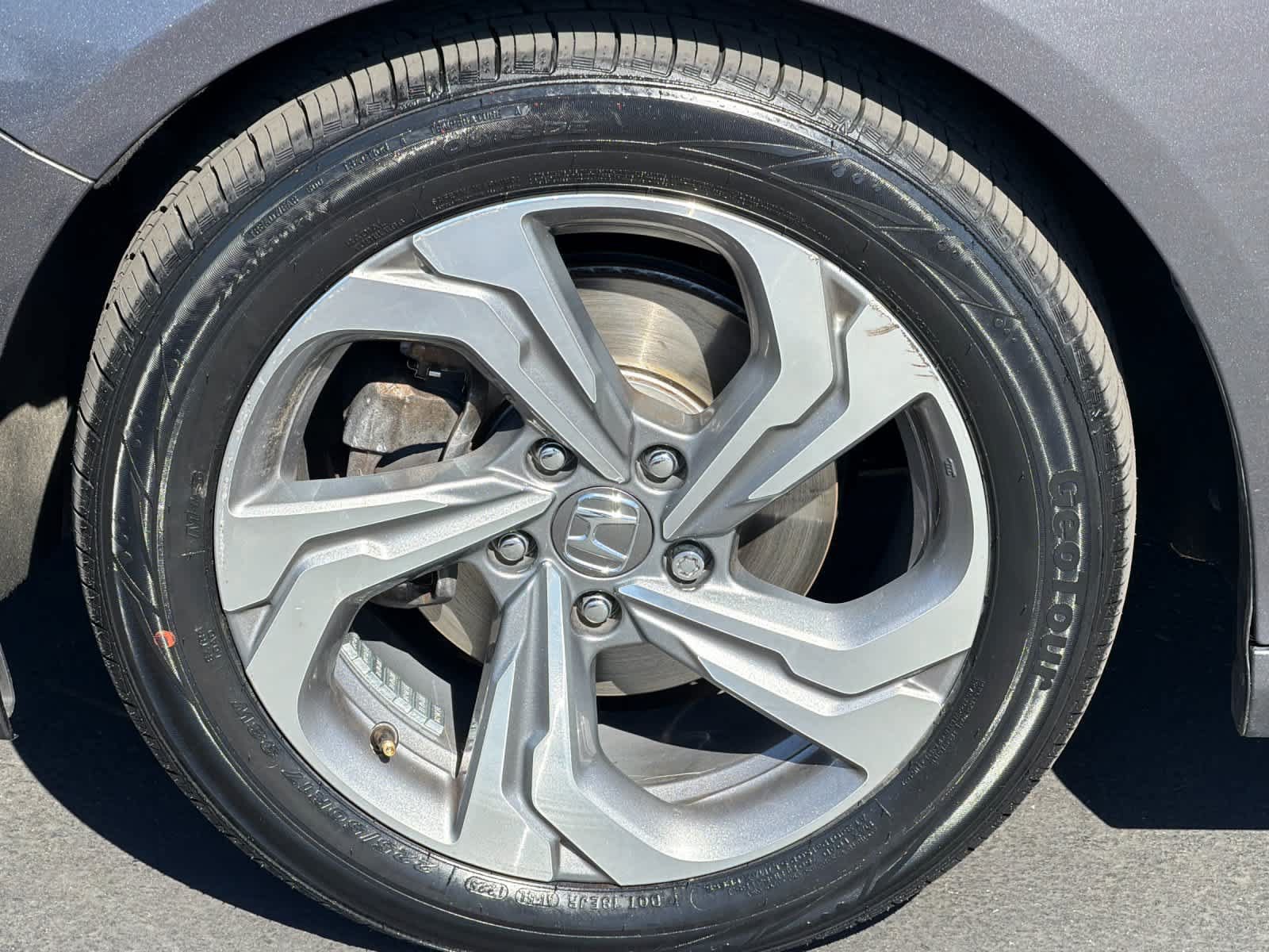Used 2019 Honda Accord EX image 29