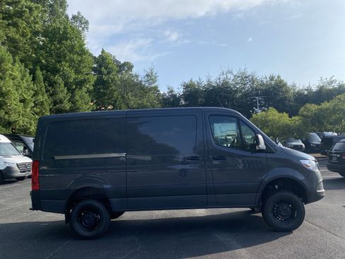 New 2024 Mercedes-Benz Sprinter 2500 image 5
