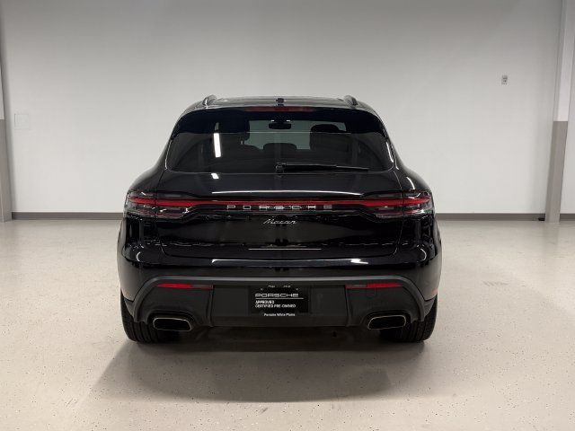 Certified 2026 Porsche Macan AWD/4WD image 6