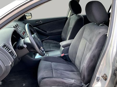 Used 2010 Nissan Altima 2.5 S FWD image 7