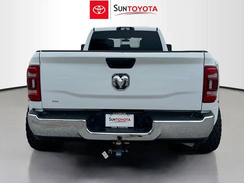 Used 2024 RAM 3500 Tradesman w/ Chrome Appearance Group AWD/4WD image 5