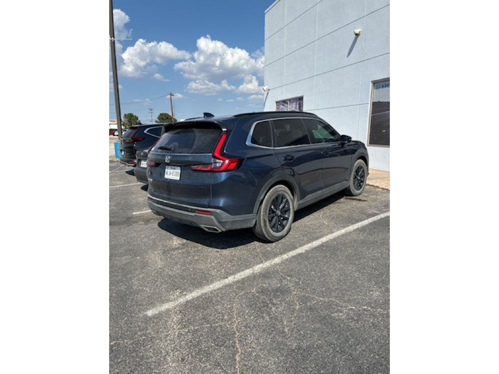 Used 2025 Honda CR-V Sport-L image 2