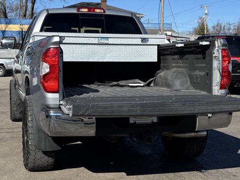 Used 2017 Toyota Tundra SR5 w/ TRD Off Road Package image 11