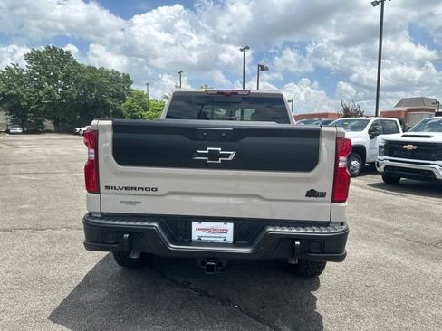 New 2026 Chevrolet Silverado 1500 ZR2 w/ ZR2 Bison Edition AWD/4WD image 4