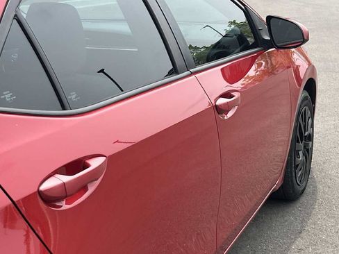 Used 2018 Toyota Corolla LE FWD image 20