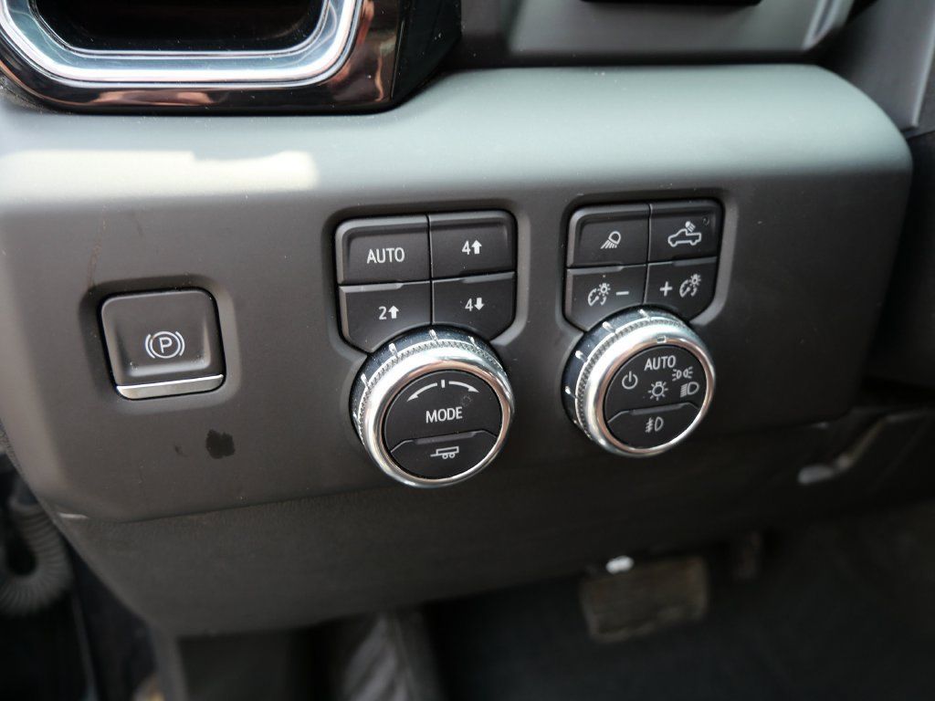 Certified 2024 GMC Sierra 3500 Denali Ultimate AWD/4WD image 23
