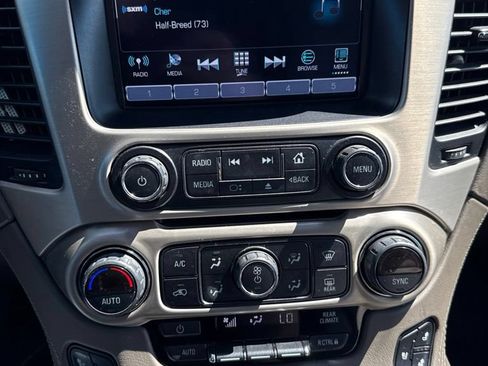 Used 2019 GMC Yukon XL Denali w/ Denali Ultimate Package AWD/4WD image 24