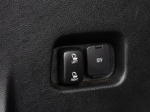 Certified 2023 Ford Edge SEL image 11