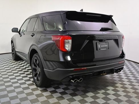 Used 2022 Ford Explorer ST w/ Equipment Group 401A image 4