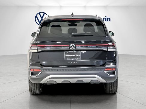 New 2025 Volkswagen Taos SEL image 4