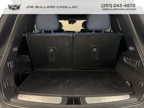 New 2026 Cadillac Vistiq Premium Luxury w/ LPO, Floor Liner Package image 24