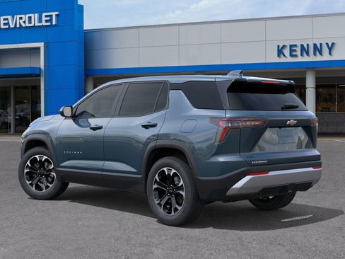 New 2026 Chevrolet Equinox LT w/ Convenience Package II image 3