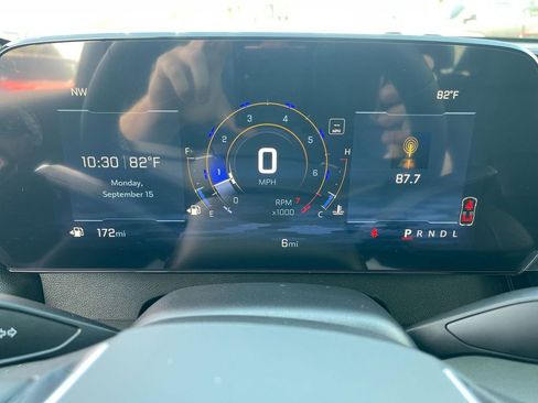 Used 2025 Chevrolet Traverse LT w/ Driver Confidence Package image 26