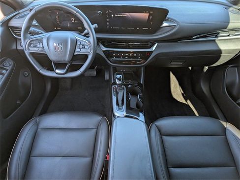 Certified 2024 Buick Envista Avenir image 9