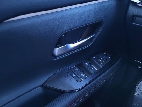 New 2025 Nissan Kicks SR image 11