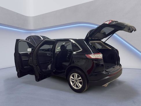 Used 2016 Ford Edge SEL image 10