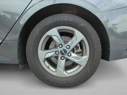 Used 2022 Kia K5 LXS FWD image 13