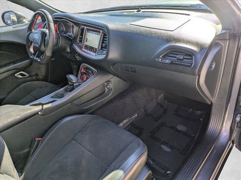Used 2019 Dodge Challenger R/T Scat Pack w/ Plus Package image 17
