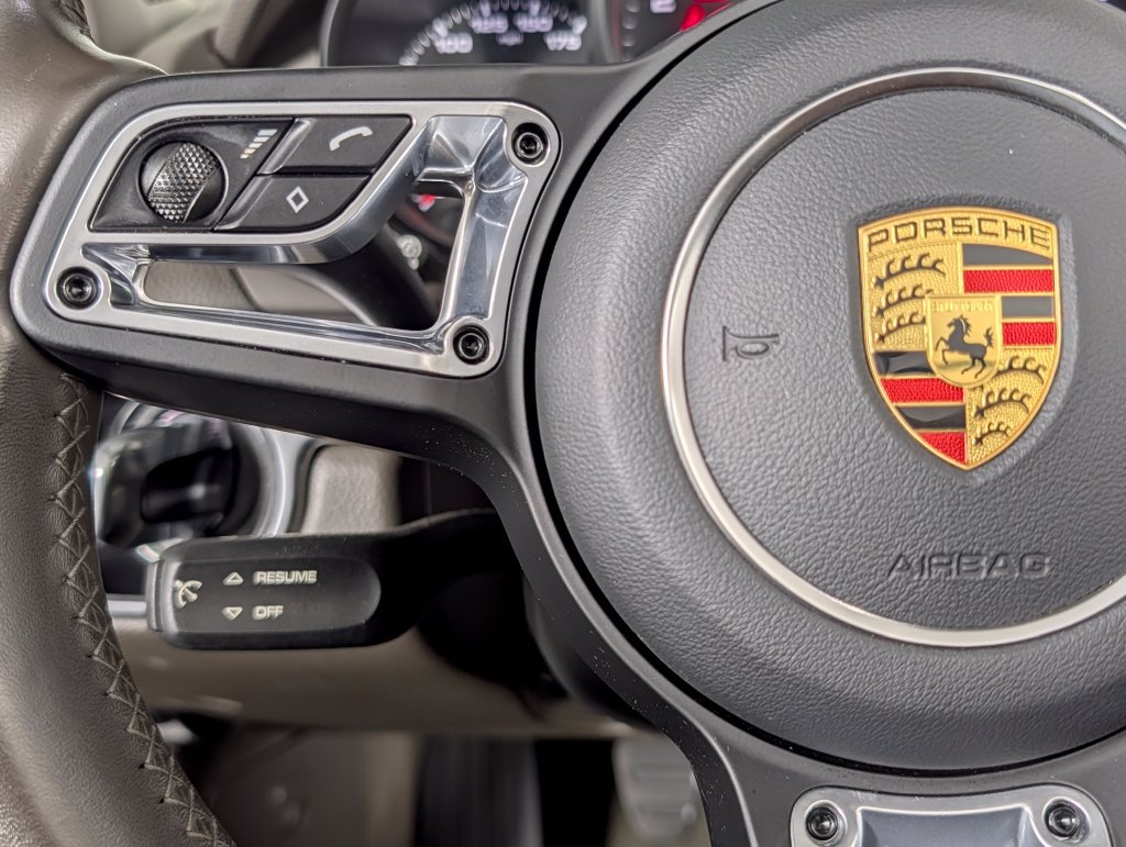 Used 2021 Porsche 718 Boxster RWD image 30